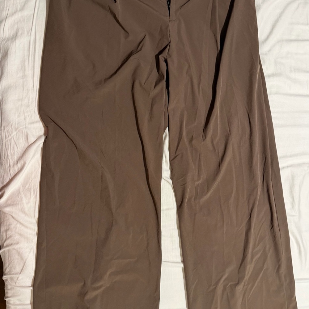 ALO Yoga Dreamscape High-Waisted Trouser - Womens -Brownstone - Picture 4 of 8